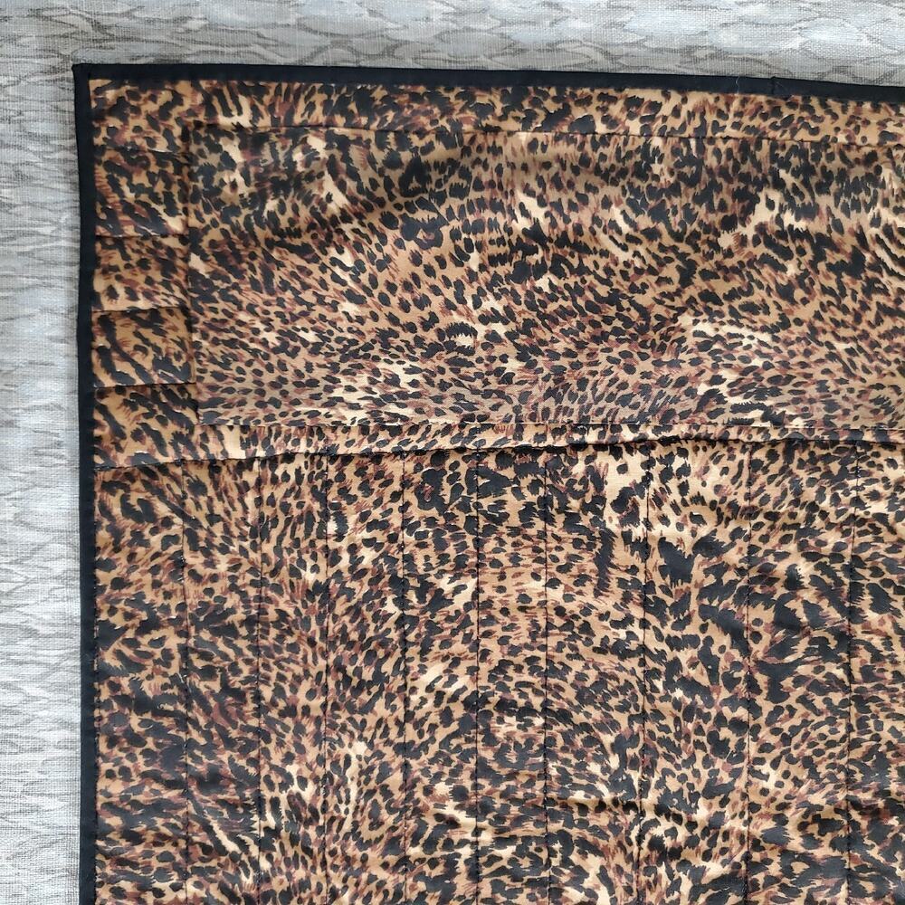 Beautiful Quilted Art Wall Hanging signed by Artist - The Water Carriers - Picture 13 of 15